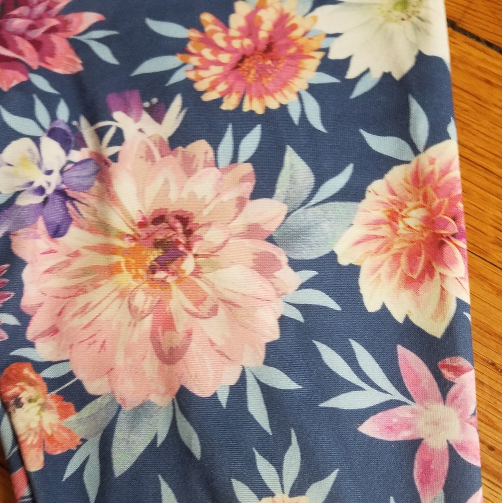Floral athletic pants with matching headband - Picture 4 of 4